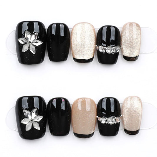 Black Luxe Bloom