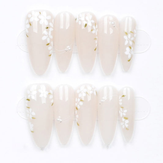 Daisy Whisper Nude – Nude Floral Press-On Nails with Daisy Accents – Medium Oval – Hand-Made