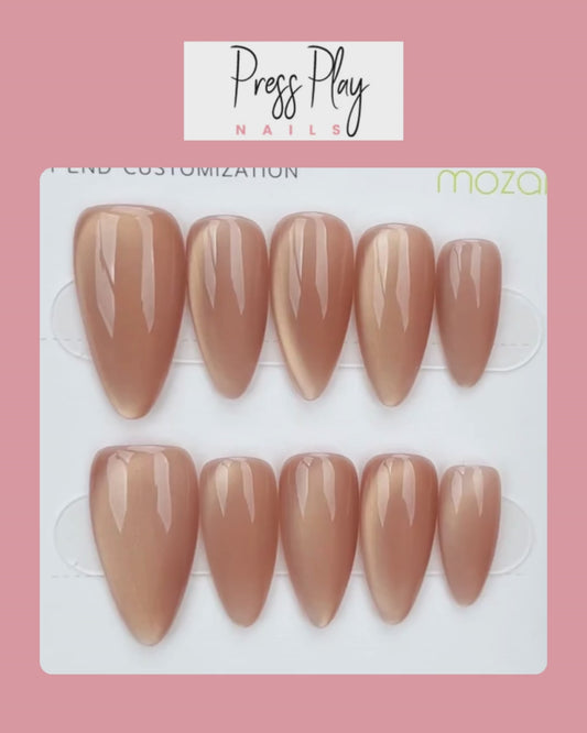 Champagne Glow – Soft Nude & Gold Glitter Press-On Nails – Almond Shape – Hand-Made